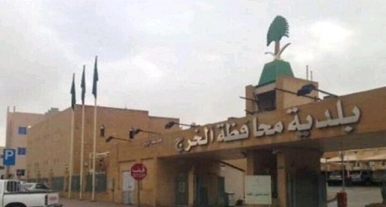 إغلاق وتغريم مطاعم وبوفيهات بمدينة السيح لمخالفات صحية