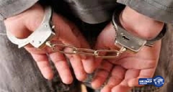 ضبط  5 شواذ يرتدون الملابس النسائية فى جدة