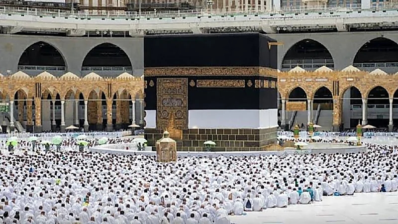 خطبتنا الجمعة من المسجد النبوي والمسجد الحرام