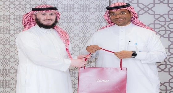 السنة الأولى المشتركة تكرم الجهني بمناسبة انتهاء فترة عملة