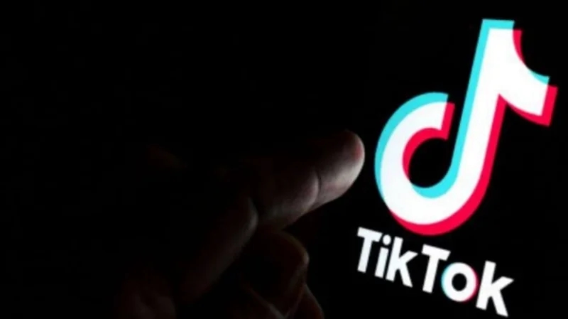 رفع دعوى ضد تيك توك لاتهامه بالتسبب في وفاة فتاتين
