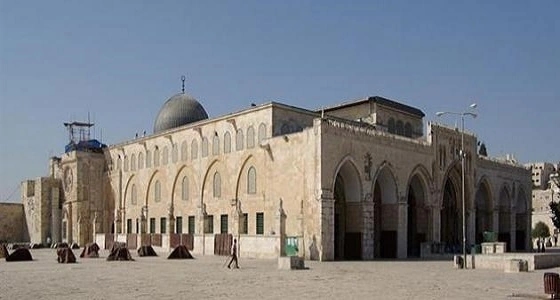 مستوطنون يقتحمون المسجد الأقصى تحت حراسة قوات الاحتلال