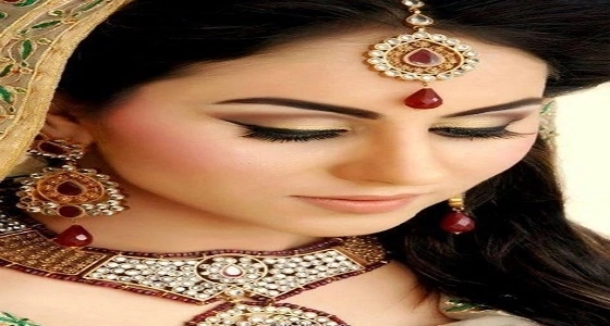 بالصور.. جموع غفيرة تشيع جثمان رجل الأعمال أحمد العمودي