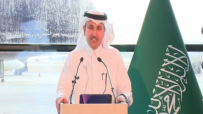 الجاسر: ولي العهد يعيد صياغة الطيران في المملكة والعالم.. فيديو