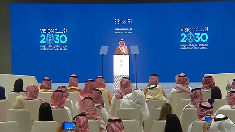 إطلاق مشروع ابتعاث الإعلام لتأهيل الطلاب لسوق العمل .. فيديو