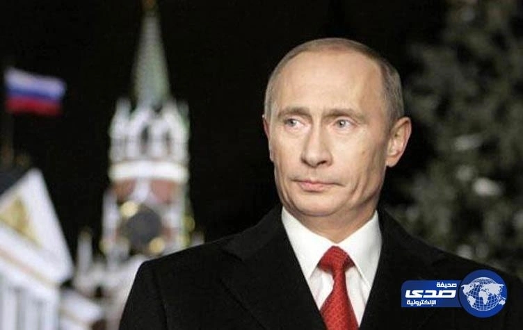 شاهد.. شمس الكويتية تثير الجدل بنظريتها حول "الأذن"