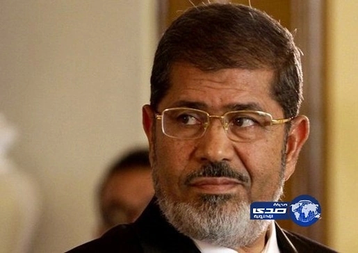 وصول مرسي لمقر أكاديمية الشرطة بالقاهرة لبدء محاكمته