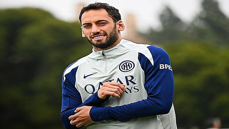 صراع تركي سعودي على تشالهان أوغلو قبل انطلاق الموسم الجديد