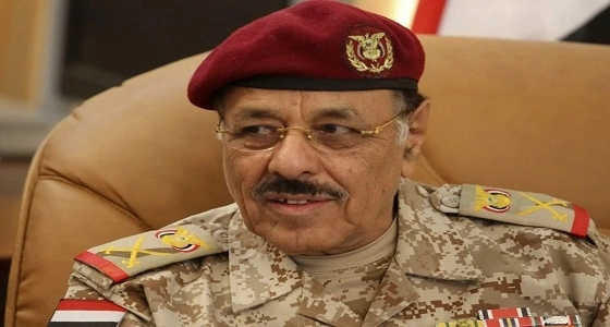 نائب رئيس الجمهورية اليمني يزور معسكرات التدريب والاستقبال بـ " مأرب "