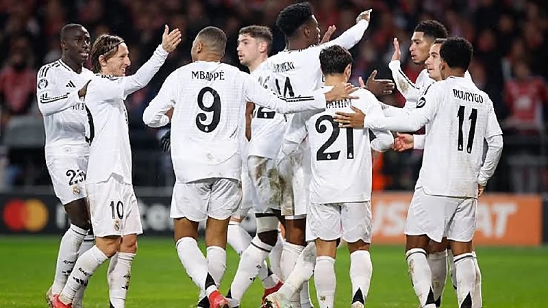 ريال مدريد يخطط لتعزيز دفاعه في صيف 2026