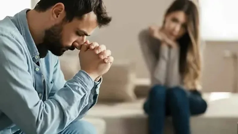 أسباب تفضيل الرجال للبقاء في الزيجات غير السعيدة