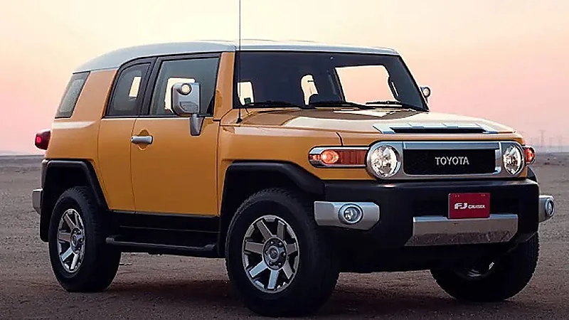 بالصور.. مواصفات وأسعار تويوتا FJ CROUS 2023 بالمملكة