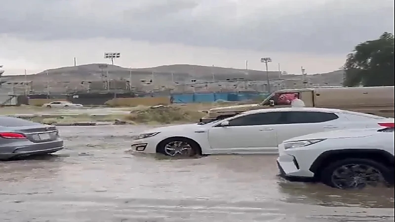 أمطار غزيرة تضرب الطائف بمكة.. فيديو