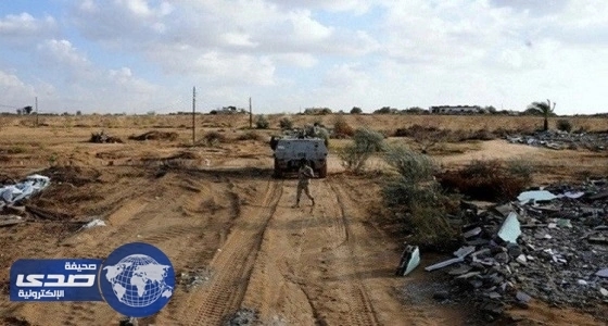 ⁠⁠⁠⁠⁠مقتل 9 بينهم ضابط مصري في تفجير مدرعة شرطية بسيناء