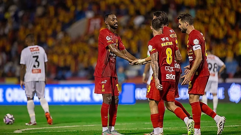 القادسية يفتتح مشواره في الدوري بثلاثية أمام النجمة