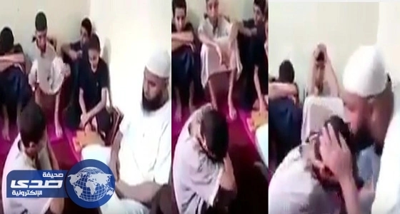 بالفيديو.. طفل ينهار باكيًا في ختام حفظه للقرآن