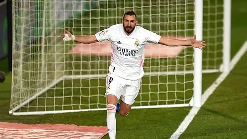 ريال مدريد يتغلب على فالنسيا بهدفين