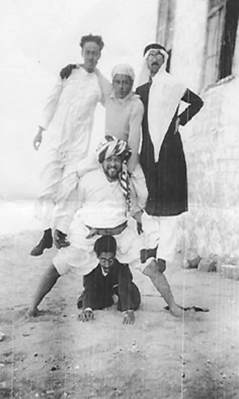 لقطة احترافية من المنطقة الغربية قبل 71 عام