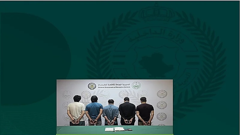 القبض على 5 مقيمين بجدة لترويجهم مادتي الشبو والحشيش المخدرتين
