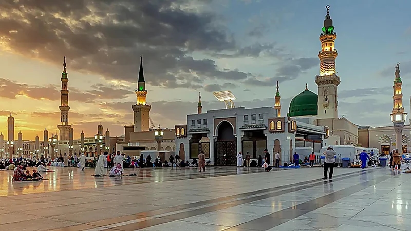 متحدث المسجد النبوي: التأكد من حالة التحصين عبر "توكلنا" ما زال ضمن إجراءات الدخول