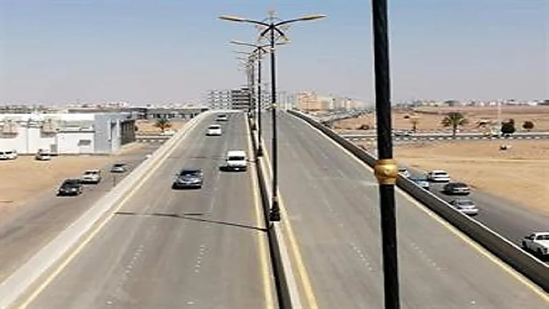 إغلاق جسر الثقبة بطريق الملك خالد لمدة 48 ساعة