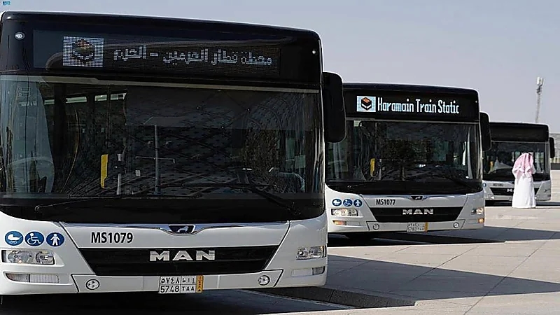 تصدر الحافلات بين المدن "عقود النقل"