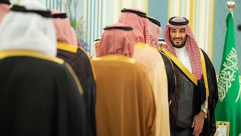 سمو ولي العهد يستقبل المهنئين بشهر رمضان المبارك .. صور