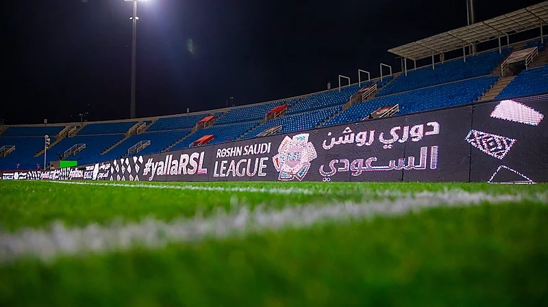 نقل مباراة الوحدة والأهلي وتعديل موعد 4 مباريات بـ روشن