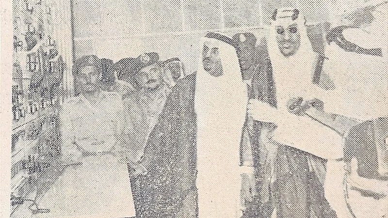 صورة نادرة للملك سعود فى حفل افتتاح مركز الخطوط السعودية اللاسلكية