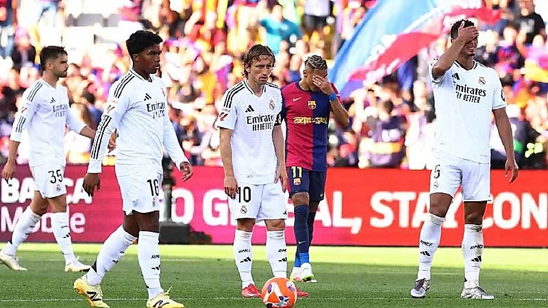 5 متهمين في ريال مدريد بعد سقوط الكلاسيكو أمام برشلونة
