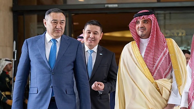 الأمير عبدالعزيز بن سعود يلتقي رئيس لجنة الأمن القومي في جمهورية كازاخستان