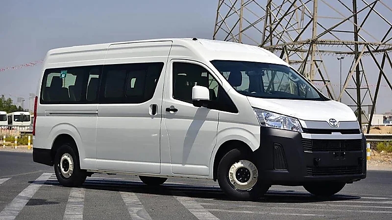 مواصفات وسعر سيارة تويوتا هايس 2025.. صور