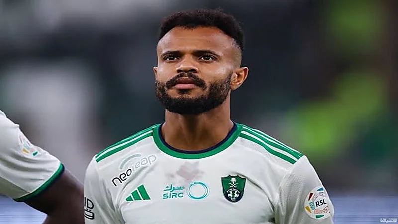 علي مجرشي: إيفان "توني مرسى".. الأكثر حبًا للمرسى في الأهلي.. فيديو