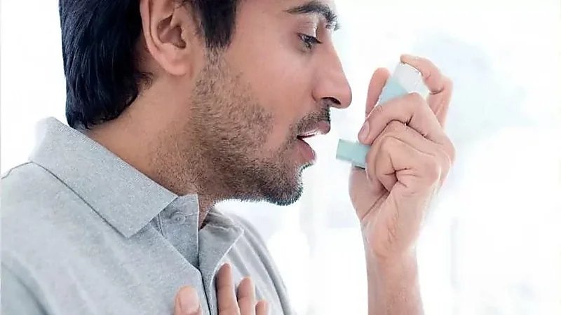 استشاري يكشف عن مسببات ومهيجات الربو.. فيديو