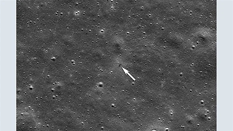 "ناسا" توثق موقع تحطم مركبة يابانية على سطح القمر