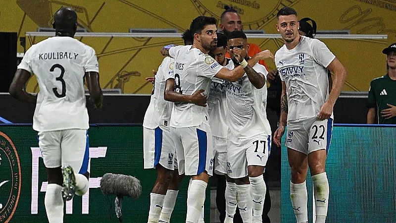 الروقي : الهلال النادي العربي والآسيوي والأفريقي الذي يتأهل لدور الـ 16 من المونديال