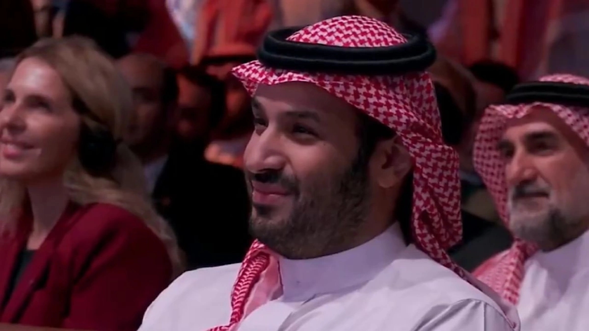 ولي العهد يصفق بحرارة لتصريحات الرئيس السوري .. فيديو