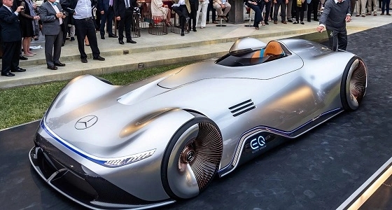مرسيدس EQ Silver Arrow تظهر شكلها الجديد الغريب في فيديو جديد