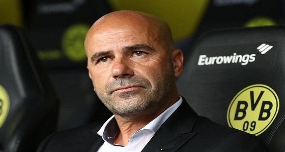 " دورتموند " يقيل مدربه " بوش "