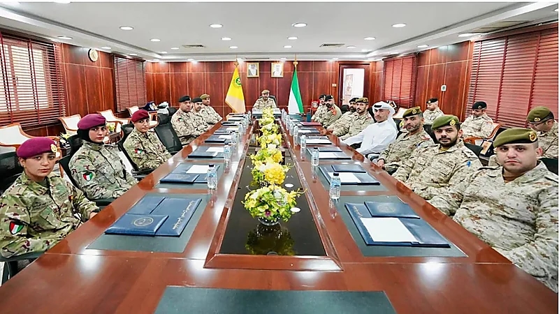 الكويت تعتزم إدماج المرأة رسميًا في صفوف الجيش