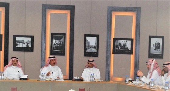 مكتبة الملك عبدالعزيز تحتضن لقاء نخبويا يناقش تأسيس " شارع ثقافي " بالرياض 