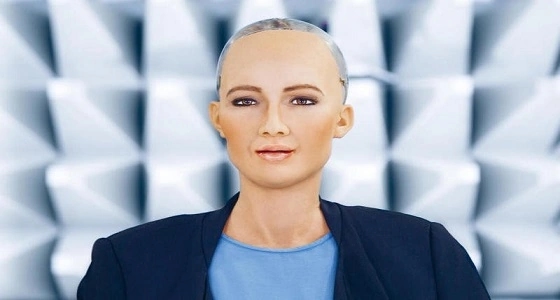 بالفيديو.. رسالة مفاجئة من الروبوت " صوفيا " لمصر