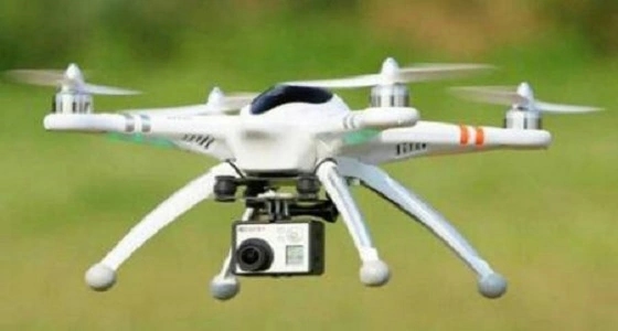 الإطاحة بشابين صورا مناطق بمكة بواسطة طائرات " درون "