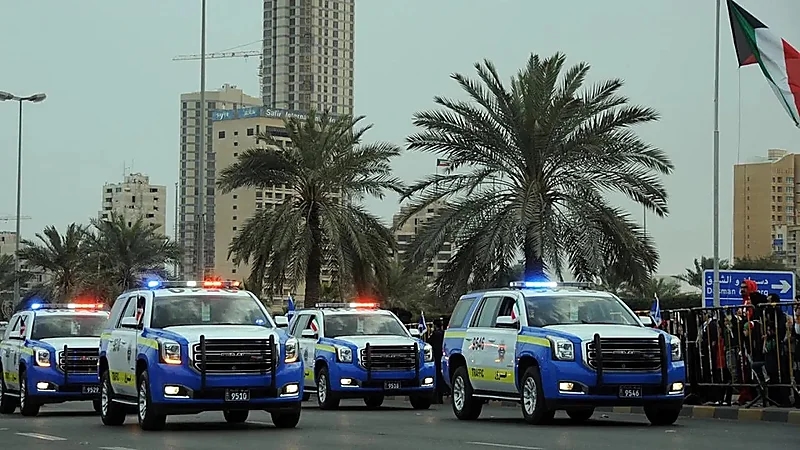 السجن 10 سنوات لضابطين متهمين بغسيل الأموال في الكويت