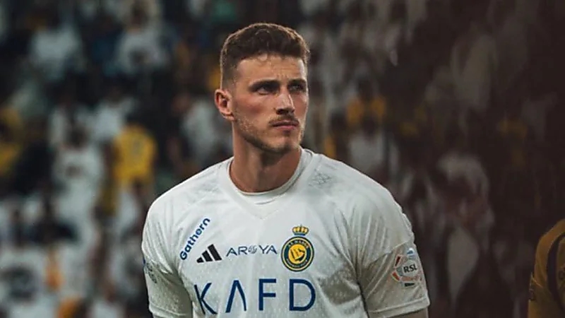 بينتو يرفض البقاء في روشن وسط اهتمام برازيلي