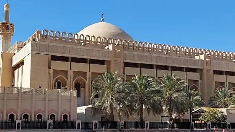 ‎الكويت تقلص وقت الإقامة والصلاة في المساجد لترشيد الكهرباء