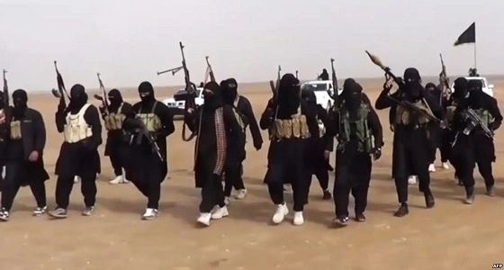 " داعش " يتبنى الهجوم الإرهابي على مطار العريش بمصر