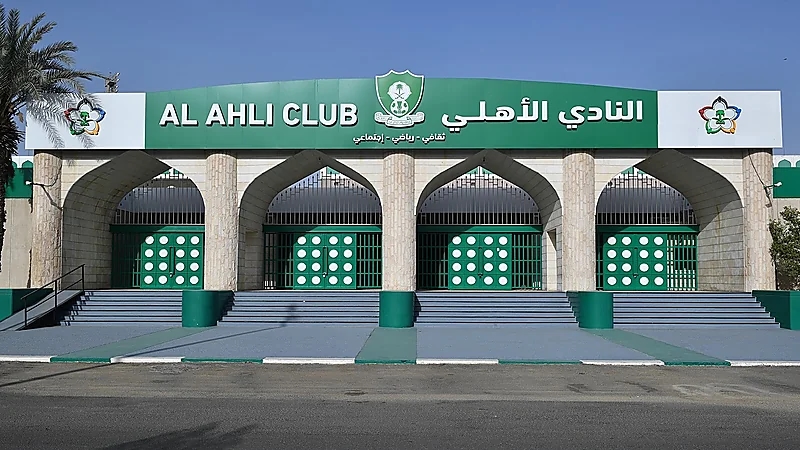 تفاصيل جديدة عن إصابة لاعب الأهلي "هوساوي"