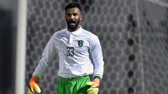 الأهلي يقدم اعتذارًا عن الأخطاء القانونية في انتقال " العويس "