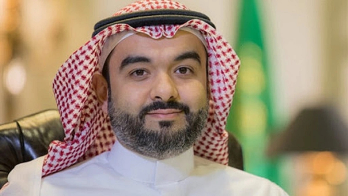كاسياس يسخر من بيكيه عبر تويتر